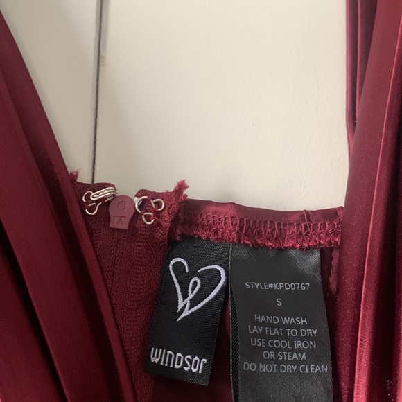 Windsor satin mini dress - Picture 5 of 6